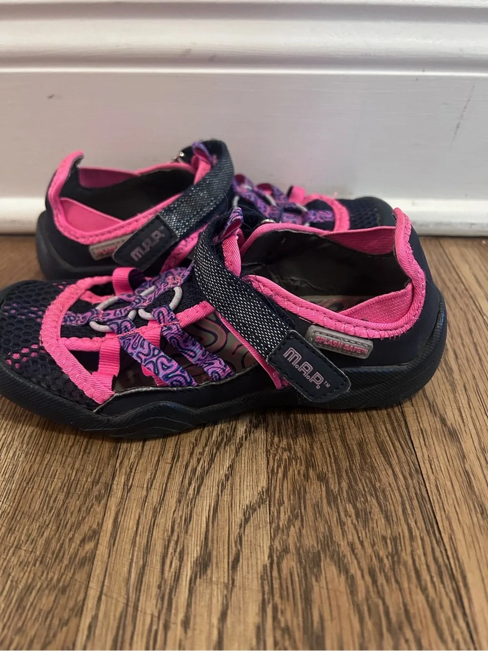 M.A.P. Niagara's Girls Sz 12 Navy & Pink Outdoor Fisherman's Sandals Water Shoes
